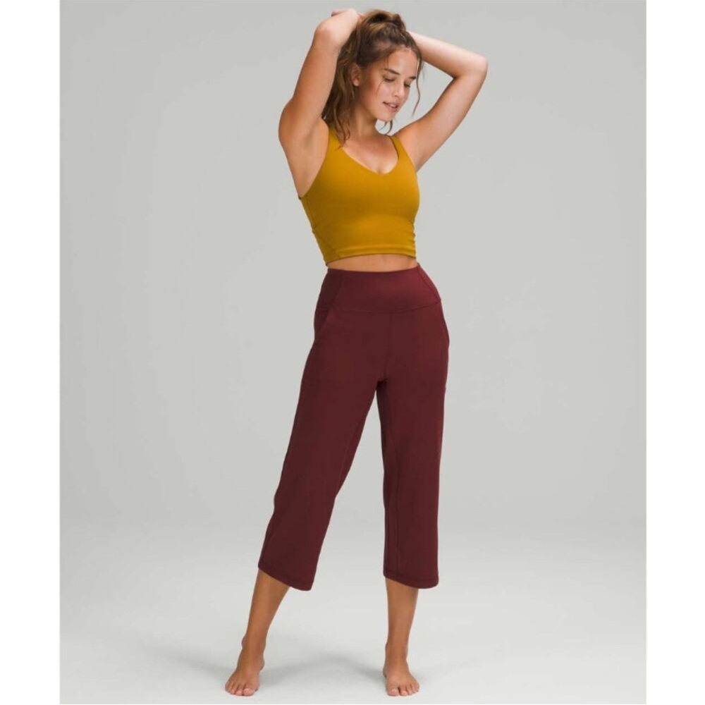 Lululemon Align Wide Leg Super-High-Rise Crop
23" Red Merlot, Size 6 - Picture 1 of 12